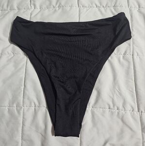Skims Swim Bikini Bottoms In Onyx Size Small
